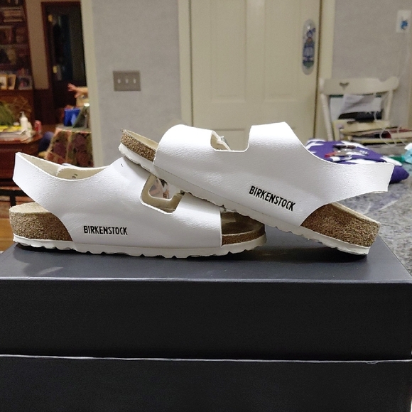 "Birkenstock" Womens Sz. 36/6, Milano White Sandal with Silver Hardware.... - Picture 5 of 9